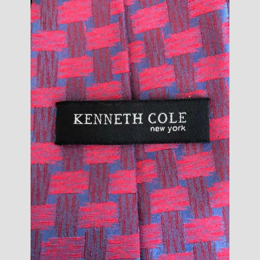 Kenneth Cole New York  SEXY Shimmer Red‎ and Blue Men’s Tie